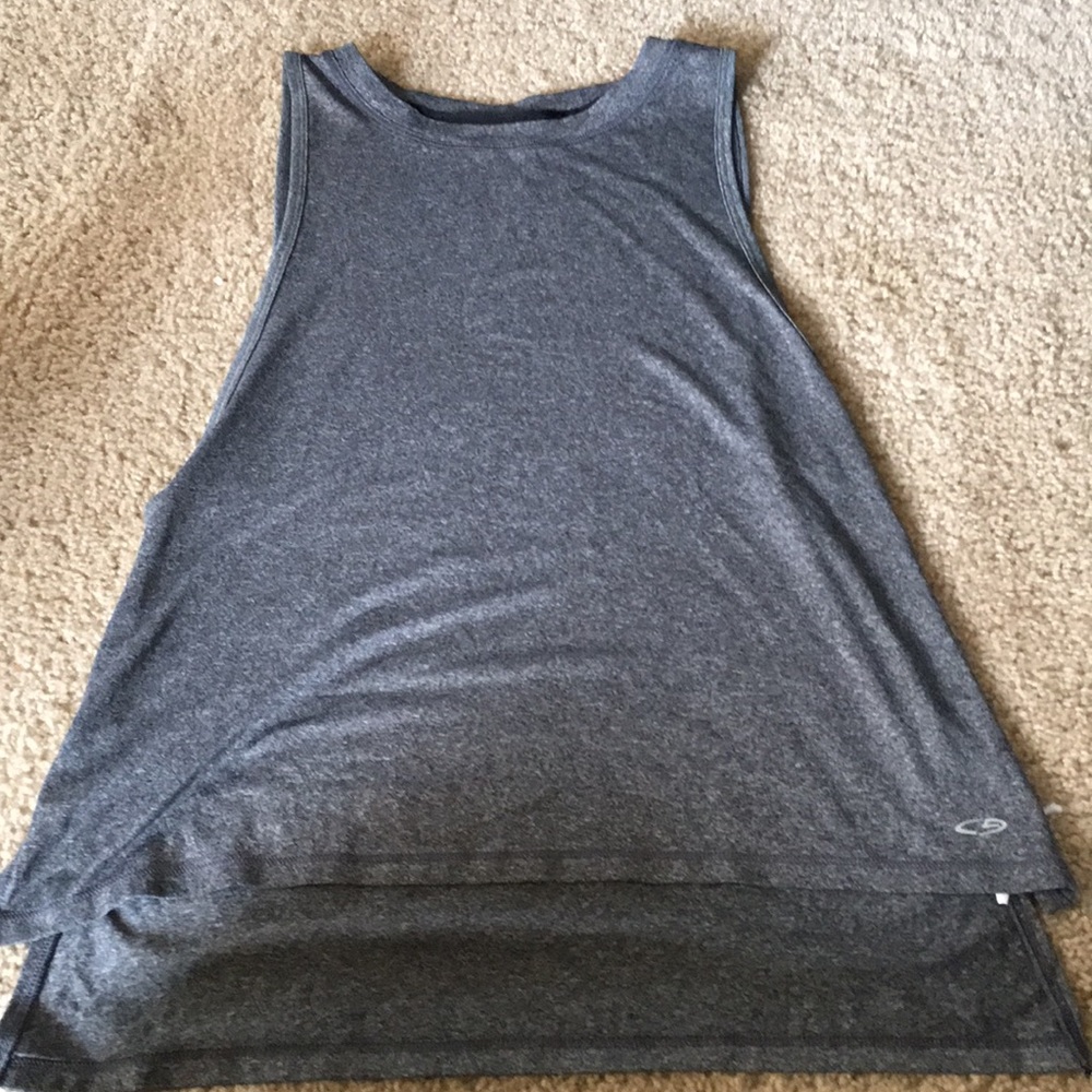 Muscle tee shirt